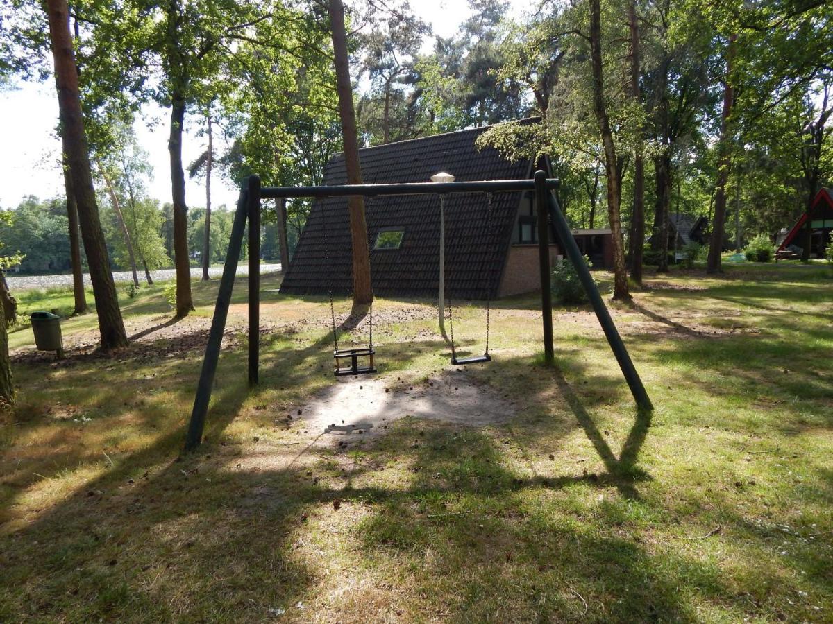 Lovely Holiday Home In Limburg Amid Lush Forest Stramproy Ngoại thất bức ảnh